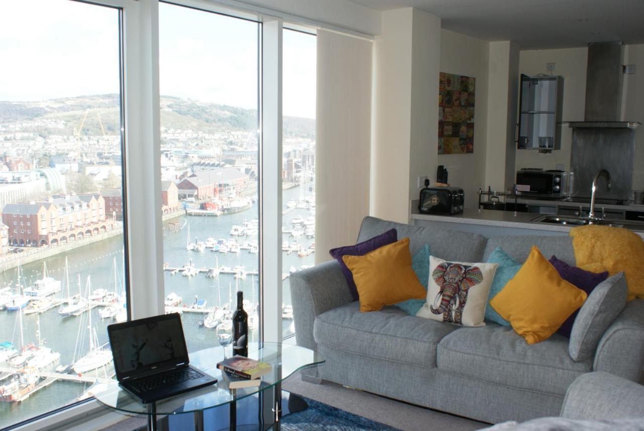 Coastal City Rooms - Waterfront สวอนซี ภายนอก รูปภาพ